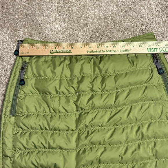 SKHOOP Down Insulated Winter Ski Skirt, Medium, Green - Picture 9 of 9